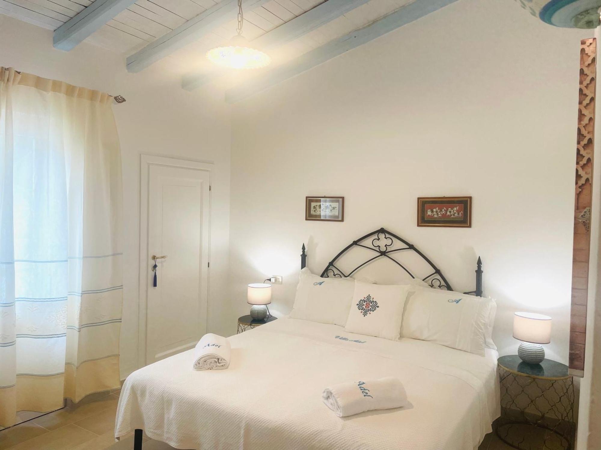 Villa Adel Сан-Теодоро Екстер'єр фото